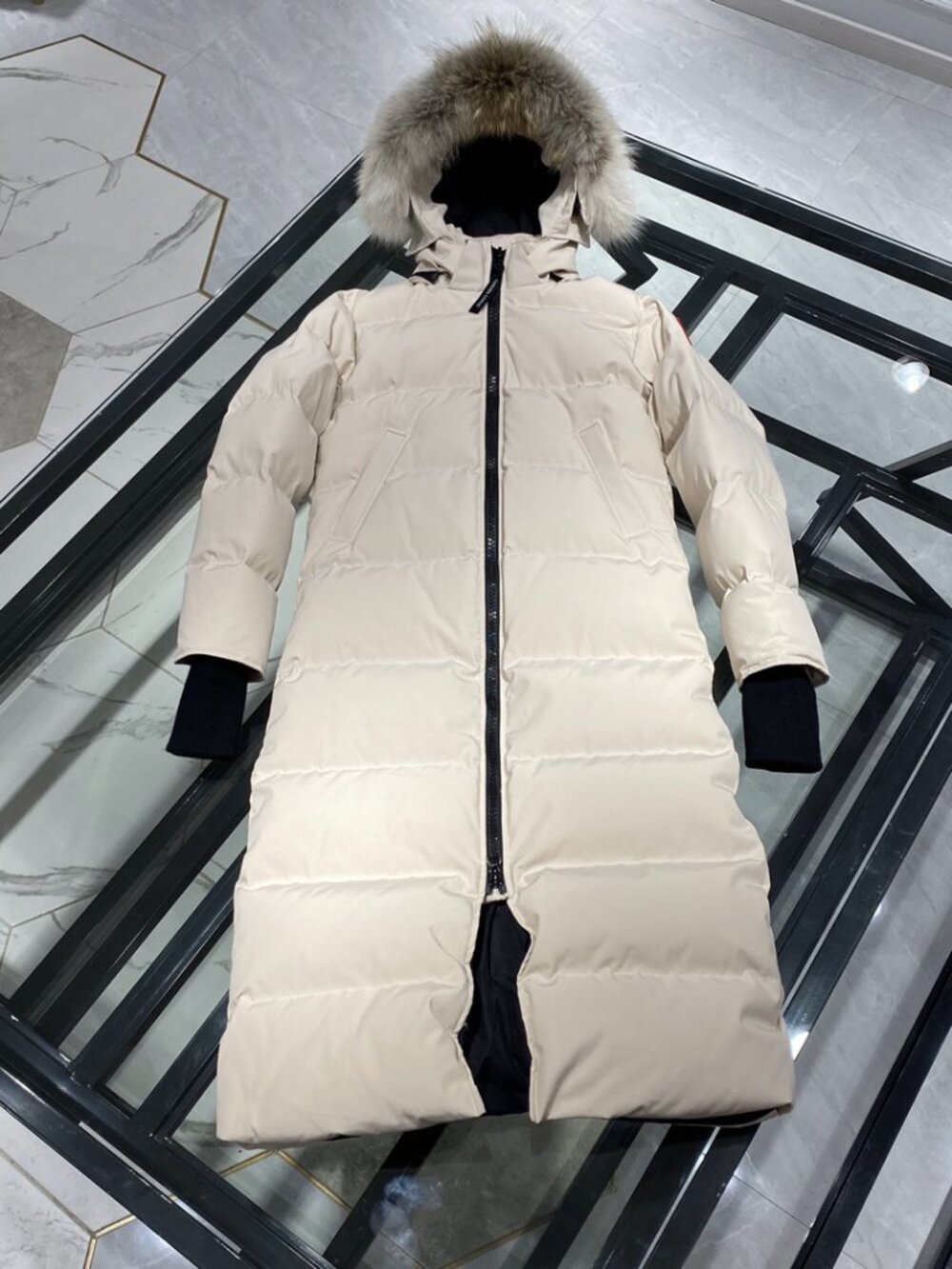 Women’s Long Hooded Parka Off White Fur Trim Down Coat - Picture 4 of 9